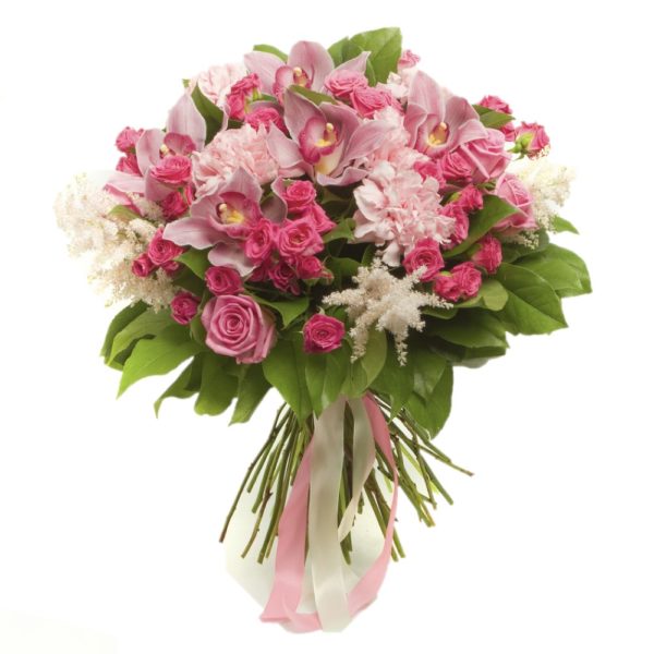 Soffice e delicato mazzo di fiori rosa