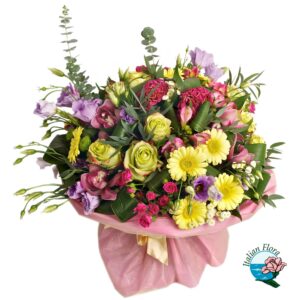 Bouquet con fiori di stagione